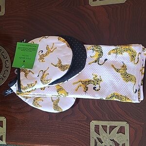 ♠️🐆Kate Spade Kitchen Towels and Mini Mitts